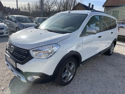 DACIA LODGY 1.6 Stepway (7 személyes ) 65.000KM!Magyarországi!Vonóhorog!