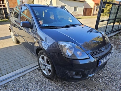 FORD FIESTA 1.25 Platinum Első magyar tulajdonos!