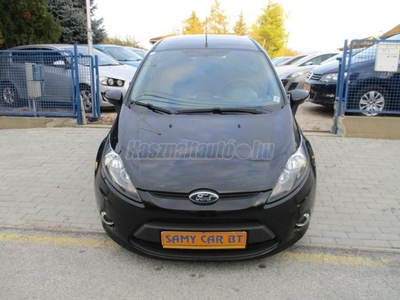 FORD FIESTA 1.25 Trend Szervizkönyv