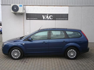 FORD FOCUS 1.6 Collection