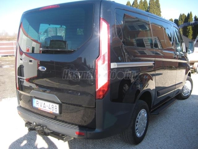 FORD TRANSIT Tourneo Custom 2.2 TDCi 300 LWB Titanium SZERVIZKÖNYVES GARANCIÁLIS 9 FŐS