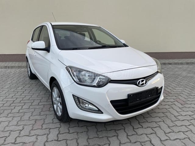 HYUNDAI I20 1.25 Color limited edition KLÍMA-TOLATÓRADAR-MULTIKORMÁNY-LED-8KERÉK-ÖSSZES KULCS