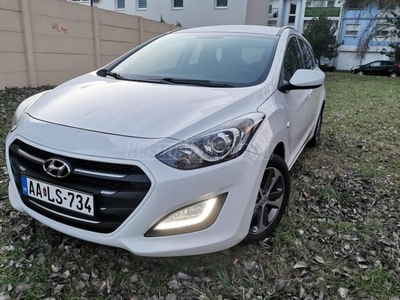 HYUNDAI I30 CW 1.6 MPi Comfort Kitűnő állapotú!