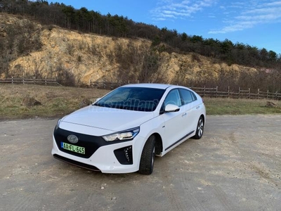 HYUNDAI IONIQ electric Premium (Automata) ÜLÉS-SZELLŐZTETÉS.INFINITY