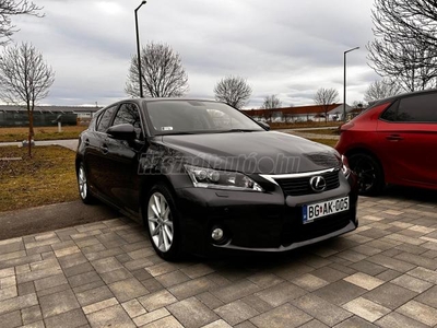 LEXUS CT 200h Executive&Navigation (Automata)