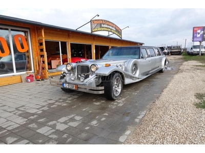 LINCOLN TOWN CAR EXCALIBUR