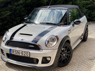 MINI CABRIO John Cooper Works 1.6