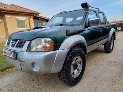 NISSAN NAVARA