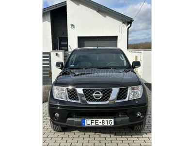 NISSAN NAVARA 4WD Double 2.5D SE SZERVIZKÖNYV. MEGKÍMÉLT ÁLLAPOT. VONÓHOROG!