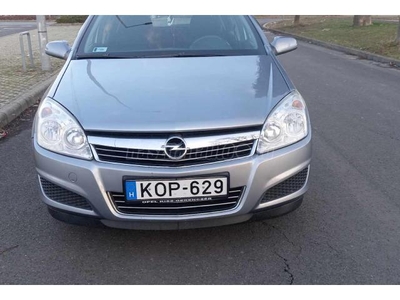 OPEL ASTRA H 1.4 Cosmo