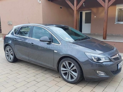 OPEL ASTRA J 1.6 Enjoy