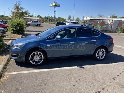 OPEL ASTRA J 1.7 CDTI Cosmo