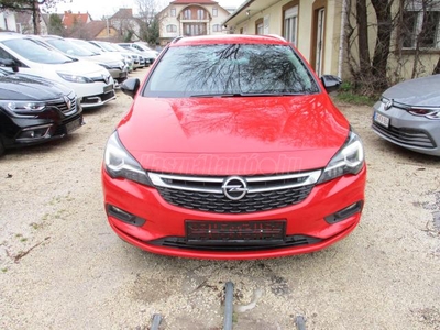 OPEL ASTRA K Sports Tourer 1.4 T Innovation LED/NAVI/KAMERA/KORMÁNY&ÜLÉSFŰTÉS/VÉSZFÉK/SÁVTARTÓ