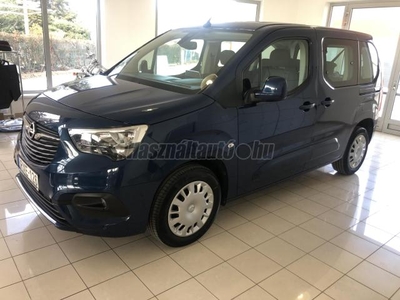 OPEL COMBO Life 1.2 T Enjoy (7 személyes ) Mo-i! 1.Tulaj ! 54.000km Sz.könyv