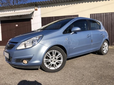 OPEL CORSA D 1.4 Enjoy KLÍMÁS.ABS.LÉGZSÁKOK.ÜLÉS ÉS KORMÁNY FŰTÉS.ALUFELNIK.VONÓHOROG !!