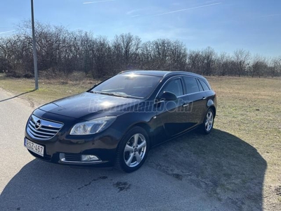 OPEL INSIGNIA Sports Tourer 2.0 CDTI Cosmo