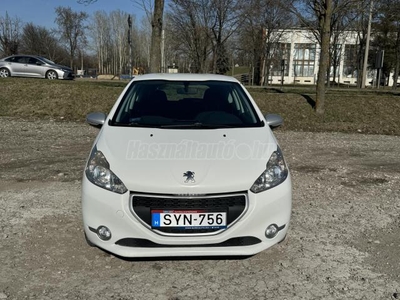 PEUGEOT 208 1.4 HDi Access