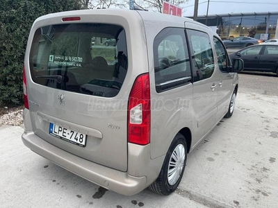 PEUGEOT PARTNER Tepee 1.6 Premium / 10 évig 1 tulaj /