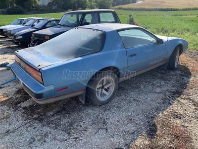 PONTIAC FIREBIRD 5.0 V8 Targa