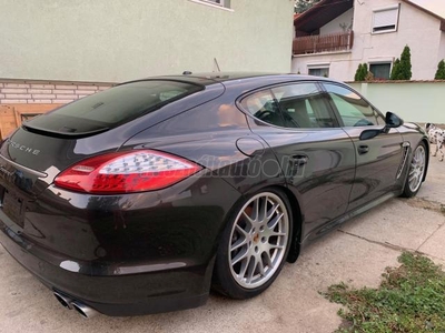 PORSCHE PANAMERA 4 PDK