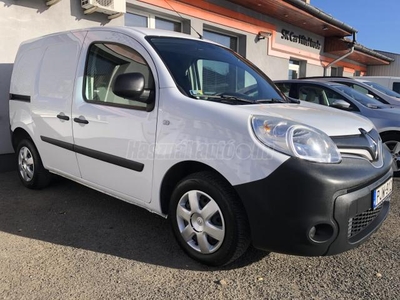 RENAULT KANGOO Express 1.5 dCi Pack Comfort Start&Stop Euro6 (3 személyes) Magyar! Első tulajdonostól! Garancia! Vezetett szerviztörténet!