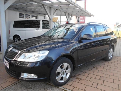 SKODA OCTAVIA Combi 1.4 Ambition