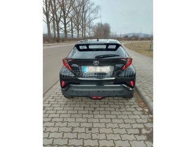 TOYOTA C-HR 1.2T Style