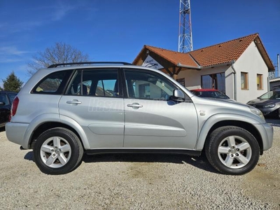 TOYOTA RAV 4 Rav4 2.0 D 4x4 Sol