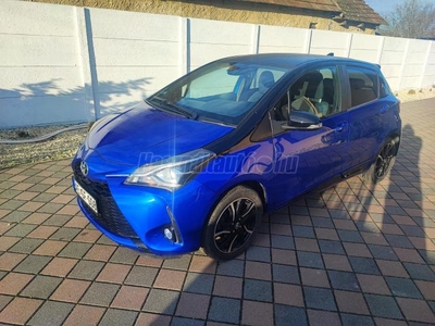 TOYOTA YARIS 1.5 Dual VVT-iE Selection Blue