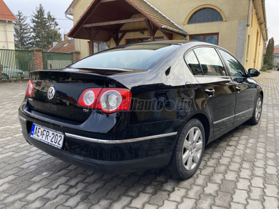 VOLKSWAGEN PASSAT 1.9 TDI