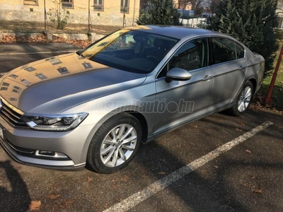 VOLKSWAGEN PASSAT 2.0 TDI BMT Highline DSG Magyarországi Sérülésmentes