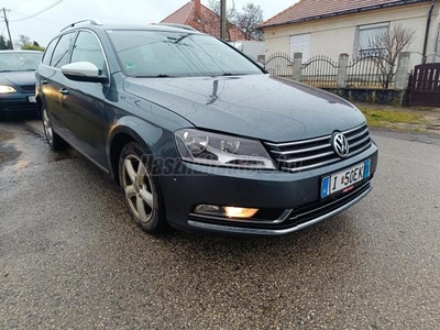 VOLKSWAGEN PASSAT Variant 2.0 CR TDI Trendline DSG 4Motion