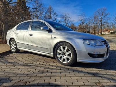 VOLKSWAGEN PASSAT VI 2.0 CR TDI R-Comfortline