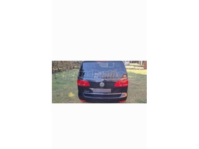 VOLKSWAGEN TOURAN 1.6 CR TDI Highline DSG Highline