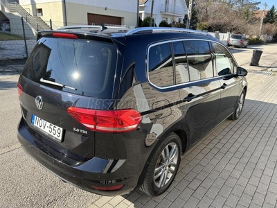 VOLKSWAGEN TOURAN 2.0 TDI BMT SCR Highline / Magyarországi - Tempomat - Park Assist - Gyári kulcsok - 102 904km!