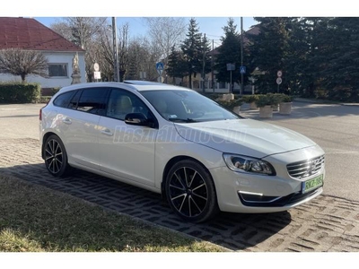 VOLVO V60 2.4 D [D6] PHEV AWD Summum Geartronic D5-FULL-TETŐ.3xMULTIMÉDIA.BŐR.KAMERA.VONÓHOROG