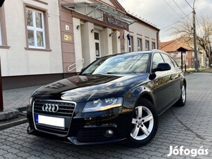 AUDI A4 2.0 TDI DPF EU5 Szervizkönyv Valós Km M...