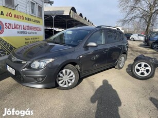 Hyundai I30 CW 1.4 DOHC Comfort ITT és Most AKC...