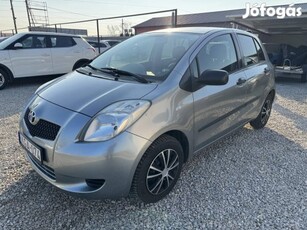 Toyota Yaris 1.0 Blue Ice Klíma