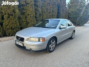 Volvo S60 2.4 D5 Momentum