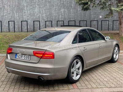 AUDI A8 4.2 V8 FSI quattro Tiptronic ic Lang