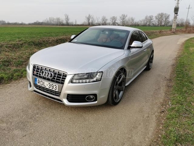 AUDI S5 Coupé 4.2 quattro