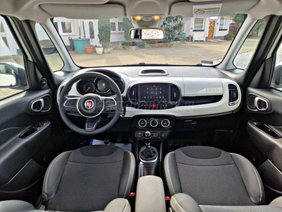 FIAT 500L 1.4 16V Cross Gyári garanciás-Mo.-Vezetett szervízkönyv-22000 km-1 tulaj!