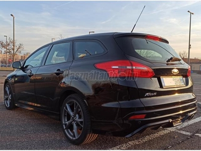 FORD FOCUS 2.0 TDCi ST-Line Keyless go. navi. ülés és kormányfűtés. 18-as nyári szett. 16-os téli alufelnin