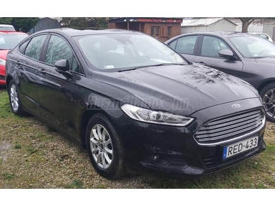 FORD MONDEO 2.0 TDCi ECO Business Magyar. szervizkönyv