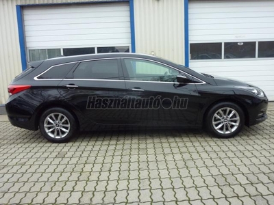 HYUNDAI I40 1.6 GDI Premium Navi-Tolató Kamera-Ülés Fűtés-Kormány Fűtés-Led-Tempomat-90.000km!