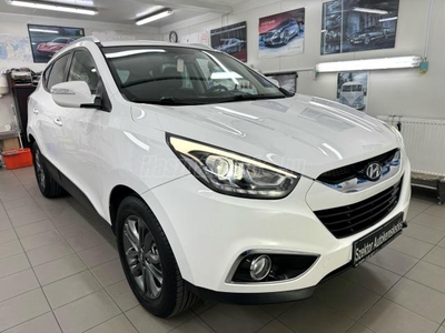 HYUNDAI IX 35 ix35 1.6 GDi Go! Brasil 97000Km!Végig vezetett szervizkönyves!Első tulajdonostól!Navigáció.Tolatókamera!