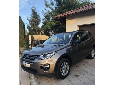 LAND ROVER DISCOVERY SPORT 2.0 TD4 HSE (Automata) (7 személyes )