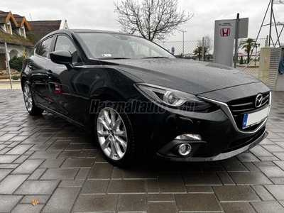 MAZDA 3 Sport 2.0 Revolution