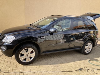 MERCEDES-BENZ ML 300 CDI BlueEFFICIENCY (Automata)